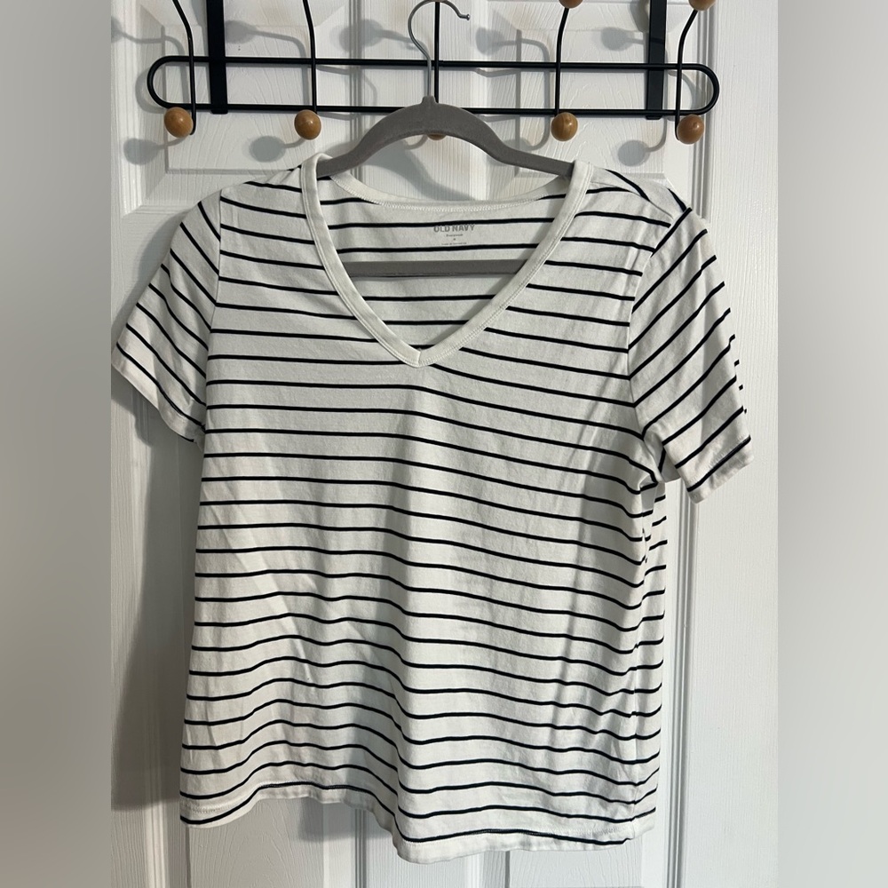 Old Navy size Medium Never Worn